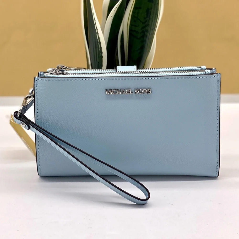 Michael Kors DoubleZip Wallet Wristlet
Phone Case VISTA BLUE - Picture 3 of 12